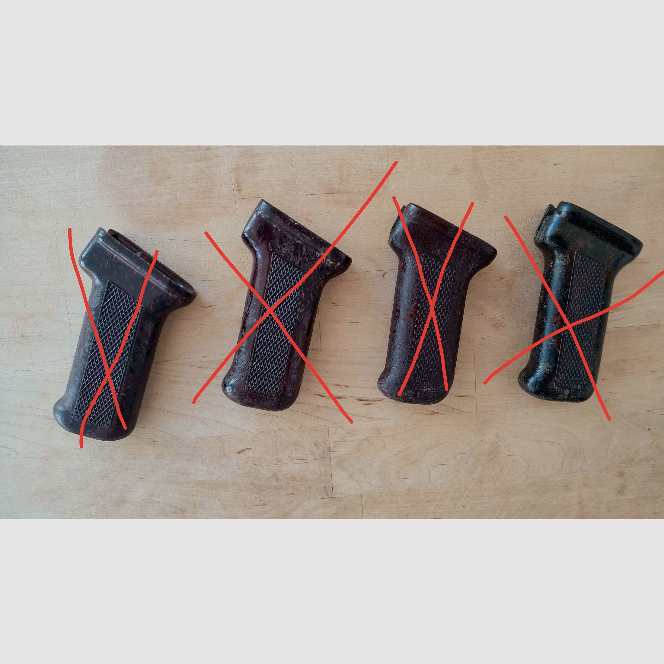 Rumänische AKM-Griffe aus Bakelit besser als der russische Griff / auch für AK74 AK-100 / Yunker / Cybergun 47