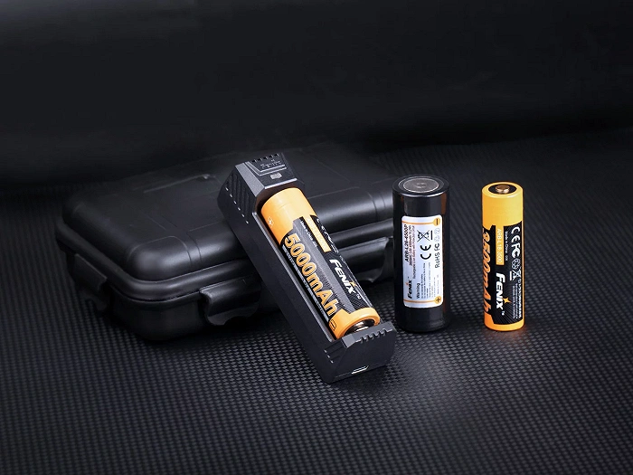USB-Ladegerät Fenix ARE-X1 V2.0 (ARE-X1 V2.0), Bild 5 von 14