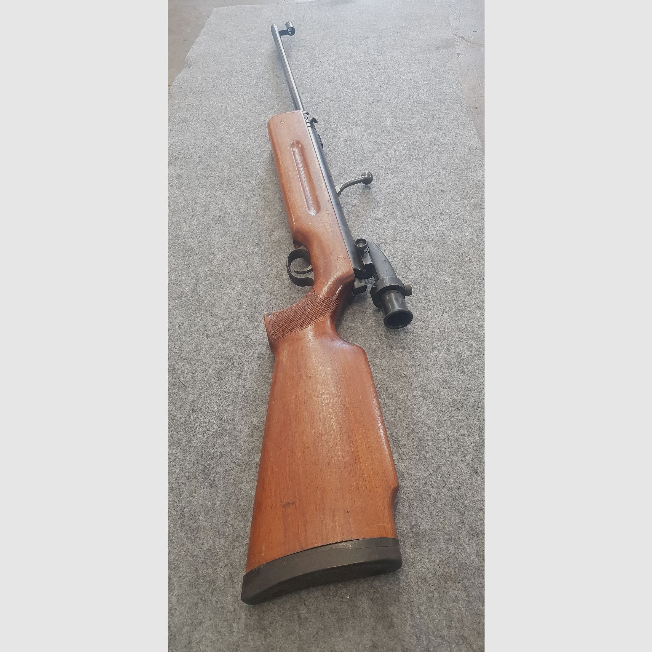 Haenel Mod. 311  mit Feinabzug und Diopter Durchlader im guten Zustand mit kleinen Abstrichen 