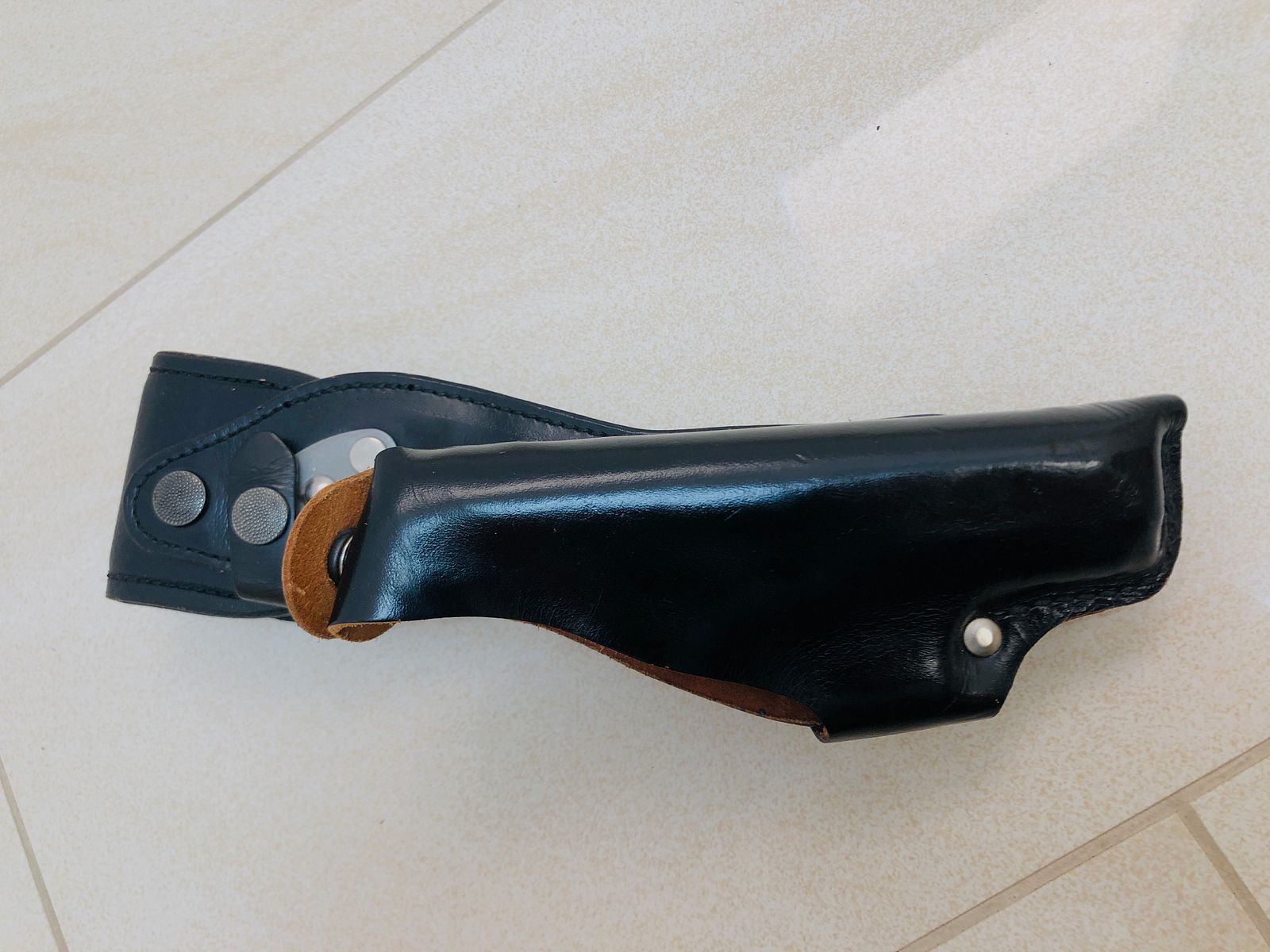 ••• Dienstholster DBGM GM 77 16 273 Dienstholster Makarov H&K P7 •••