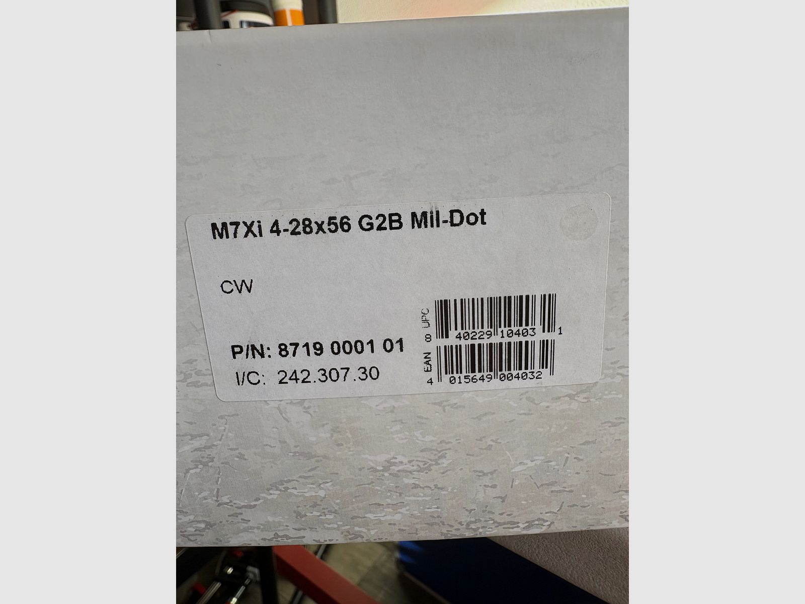 Steiner M7Xi  4-28x56