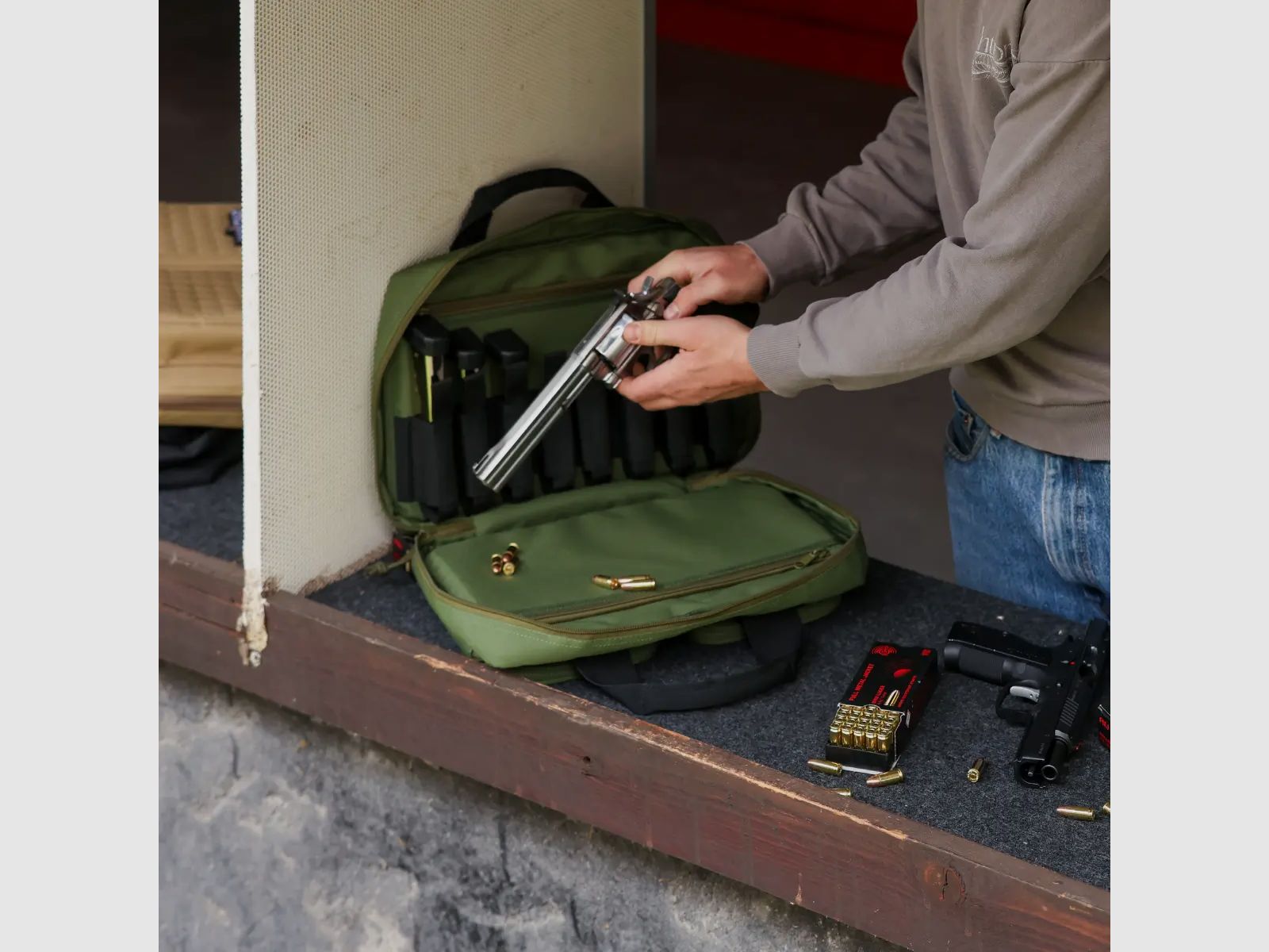 Winter Pistol Bag Forest