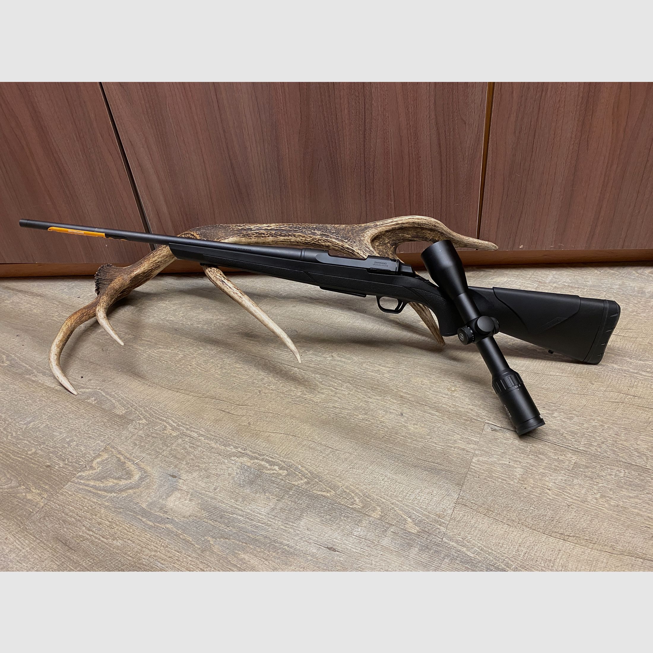 Browning A-Bolt 3 Compo, mit Hawke Vantage 2,5-10x50