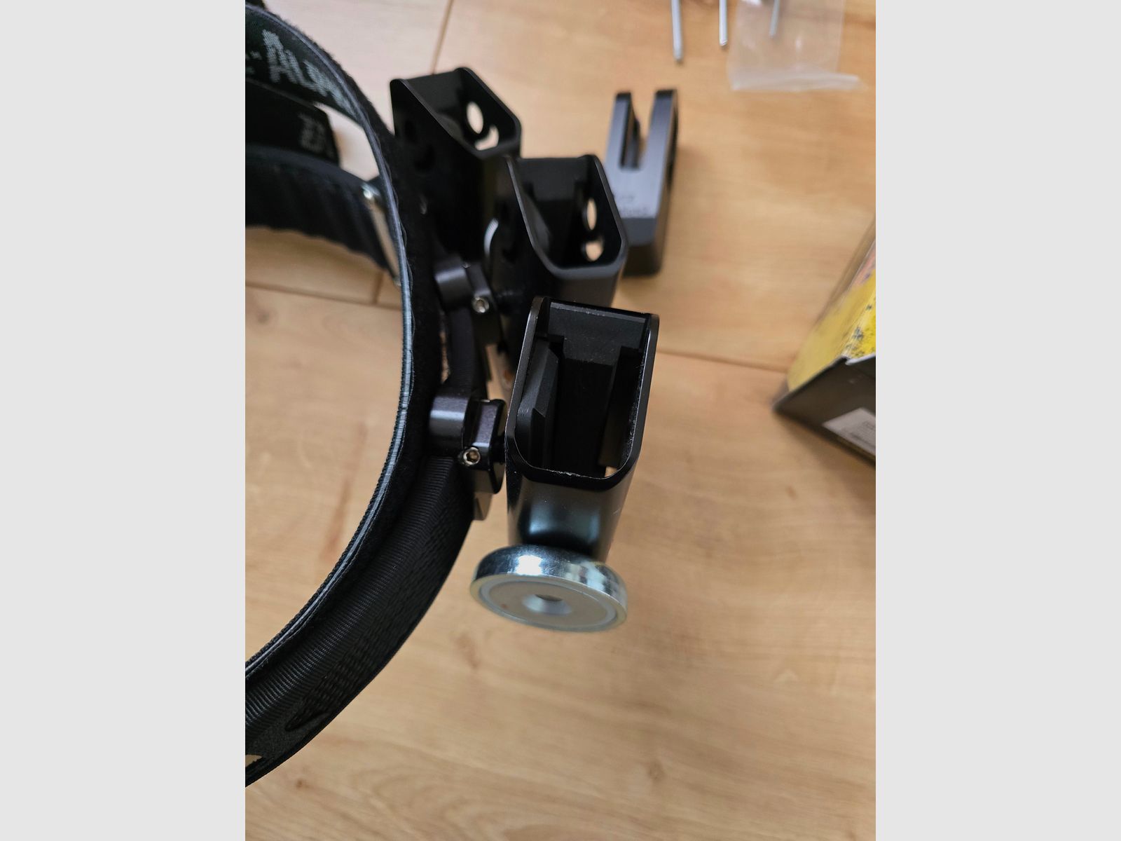 Double Alpha-X mit Gürtel, Magazinen und Adapter