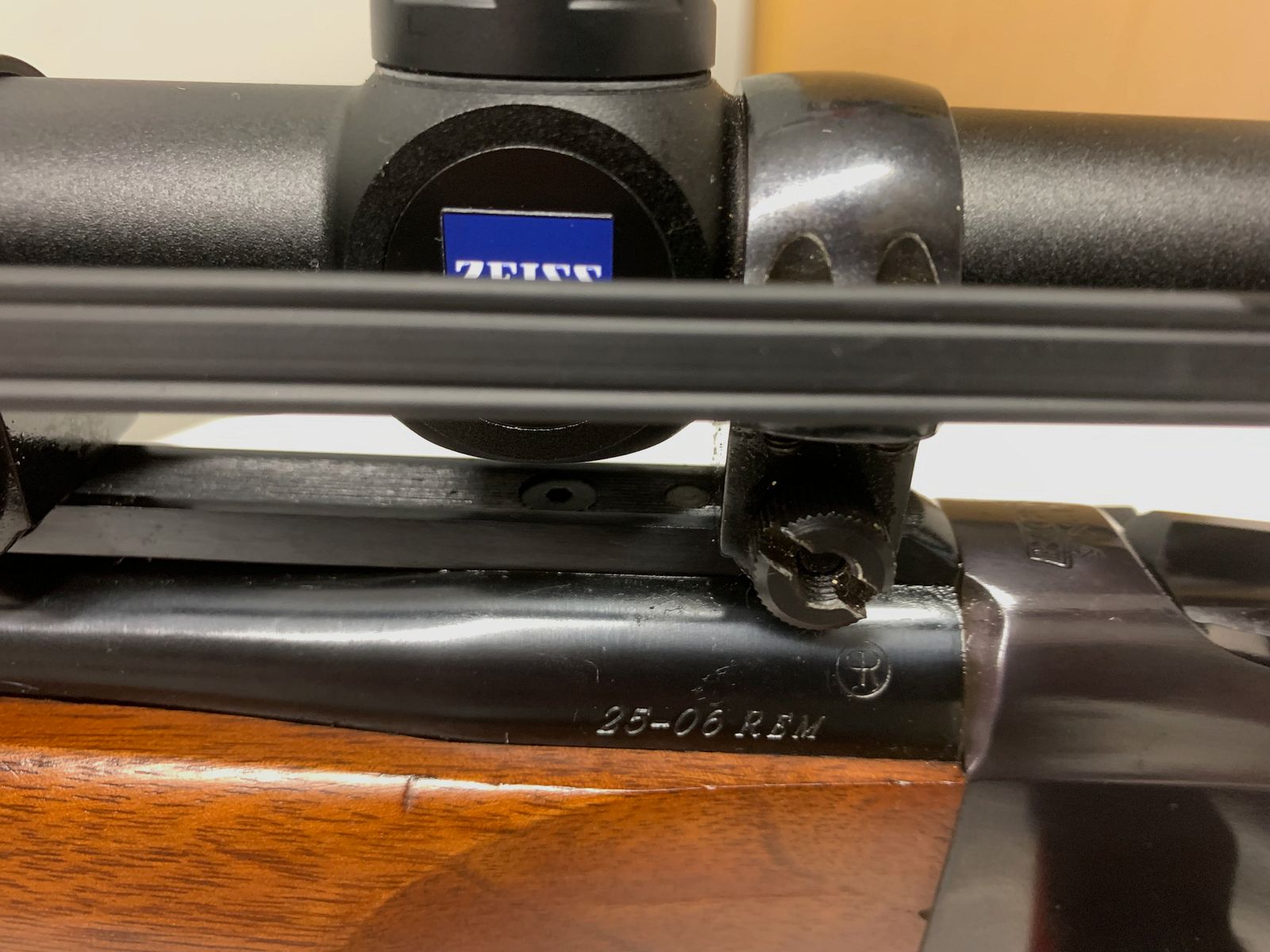 Ruger No.1 - 25-06 rem Fallblockbüchse + Zeiss 4-12x50