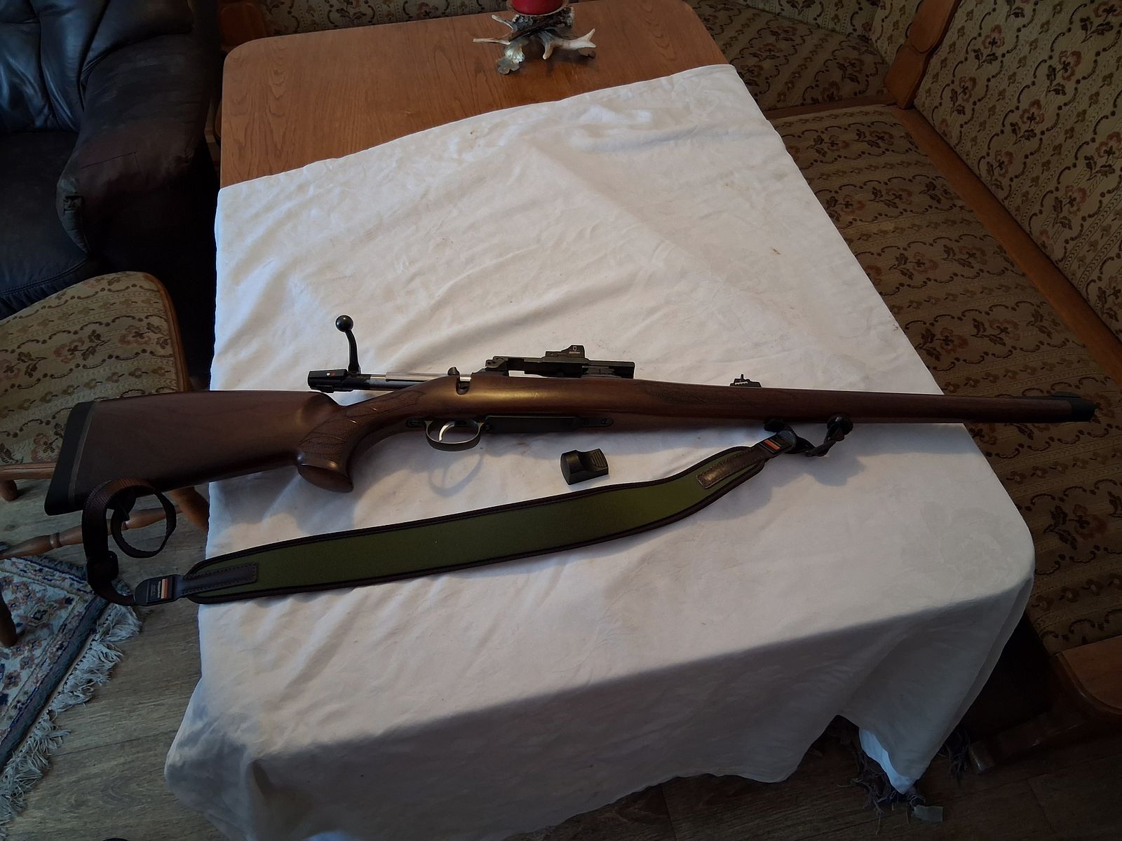 CZ Rep. 550  rifle de culata completa