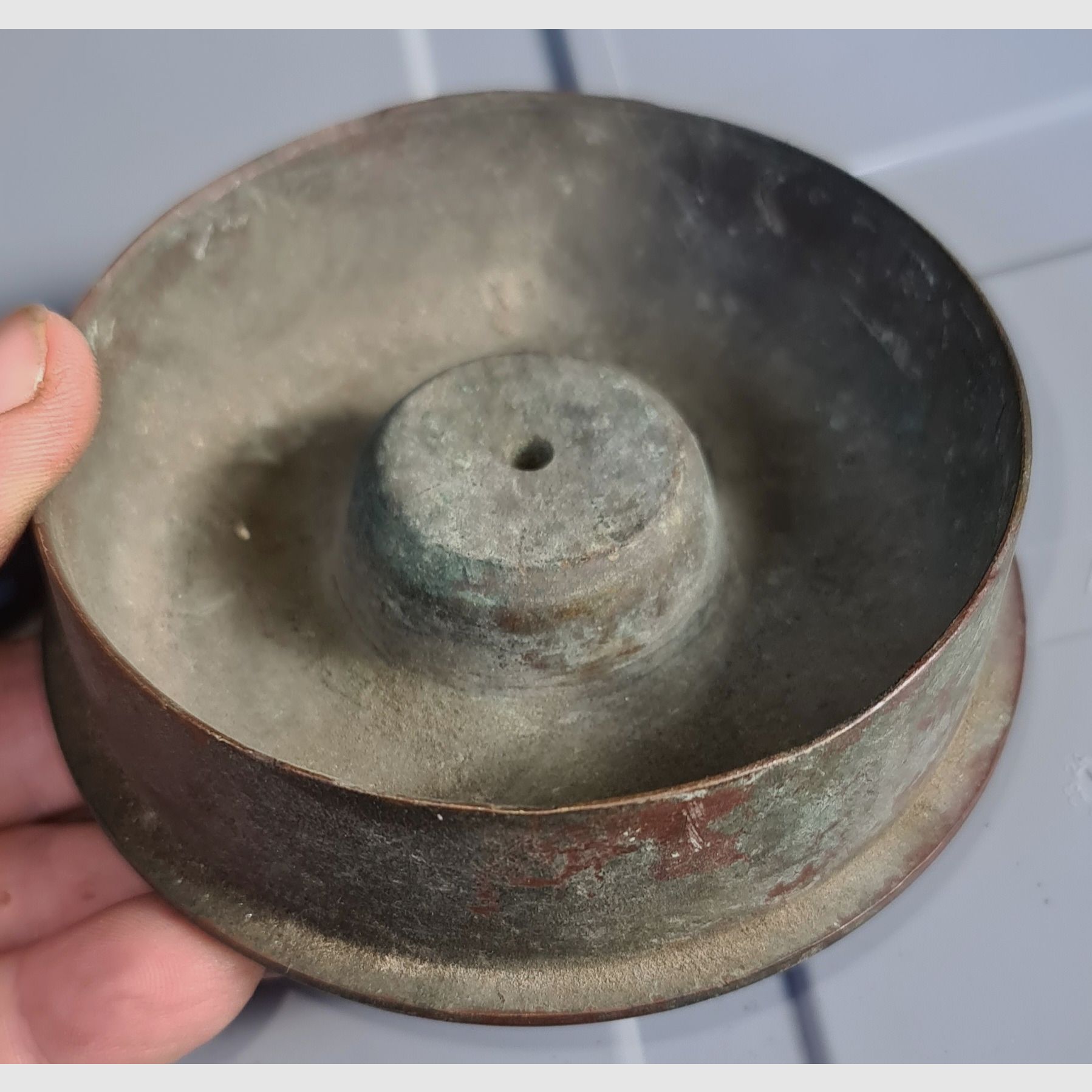 SEVERAL DECORATIVE ITEMS FROM THE WEHRMACHT ERA 1939 - 1945 / ASHTRAY, MEDAL, LAPEL PIN, PIN, STAMPING IRON, STAMP, GRENADE, SHELL, FLACK, SHELL, CARTRIDGE, SS, HJ, SA, WAR, METAL,