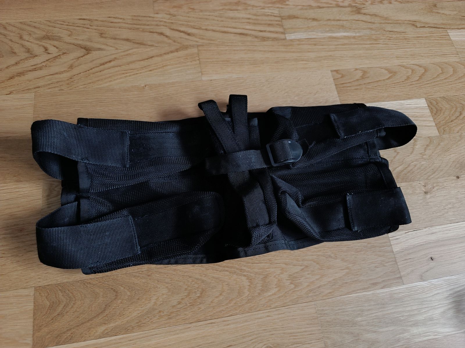 Proto PMR 7, Paintballmarker with various equipment