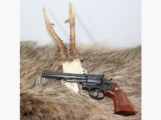 Smith & Wesson 19-5 con cañón de 6" niquelado
