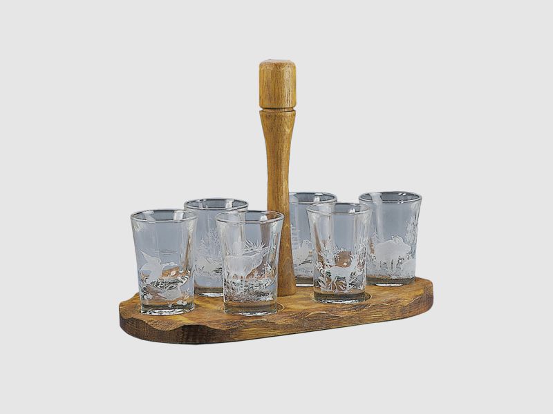 Shot glasses engraved on oak board with hunting motifs