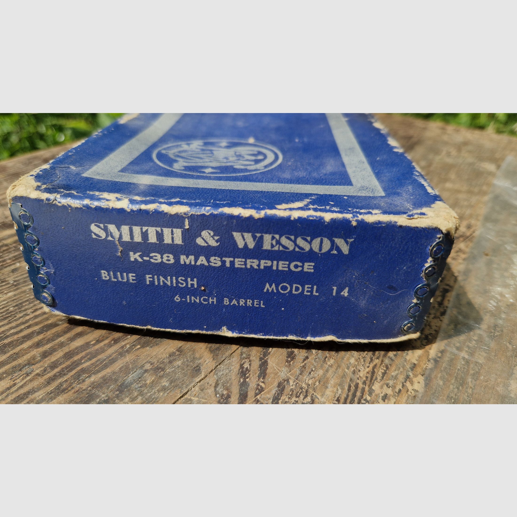 1955 VTG SMITH & WESSON MOD 14 MOD 17 ALTER KARTON SCHACHTEL MIT EXPLOSIONSZEICHNUNG UND ZUBEHÖR