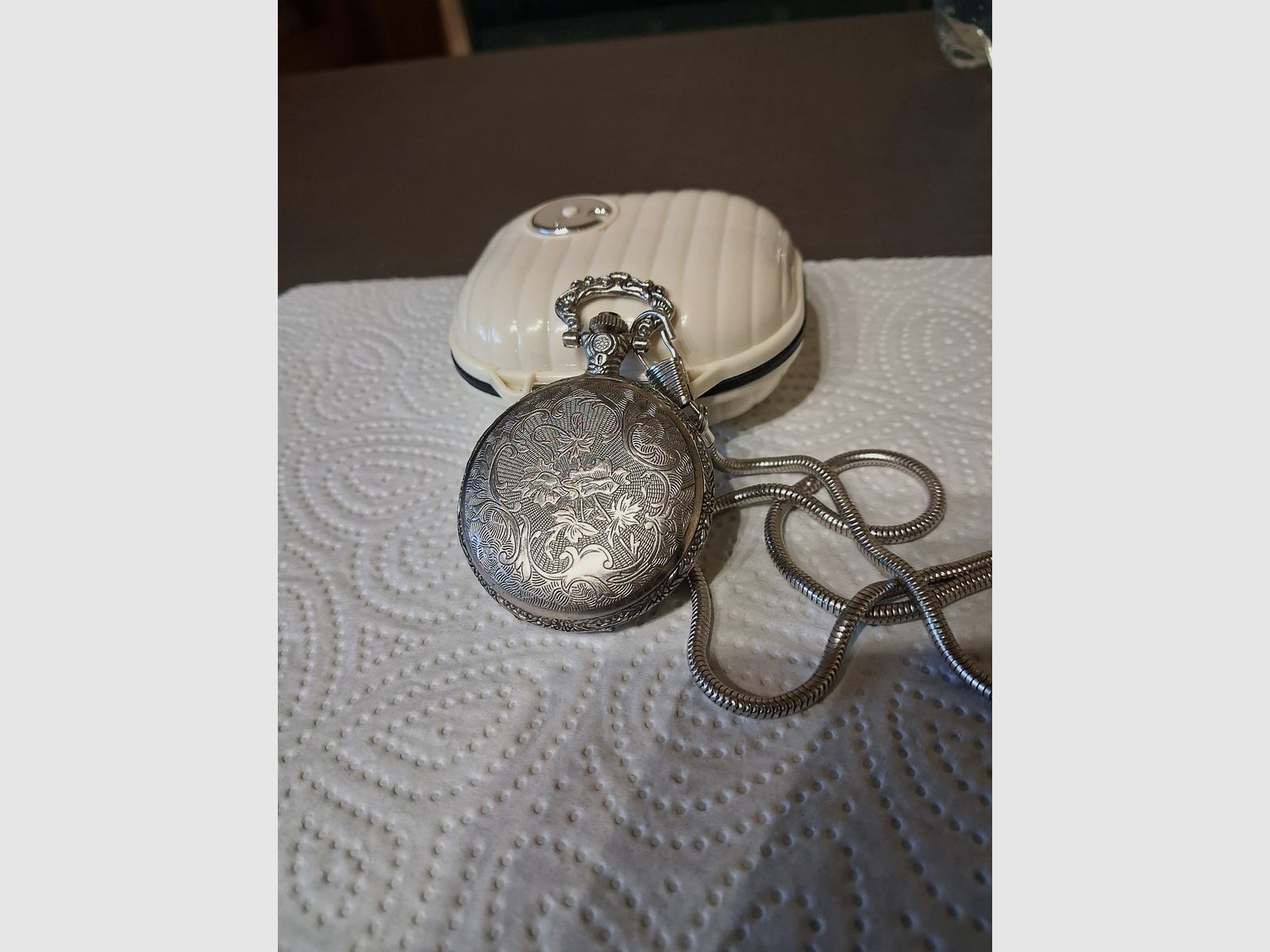 Orologio da tasca con motivo di caccia