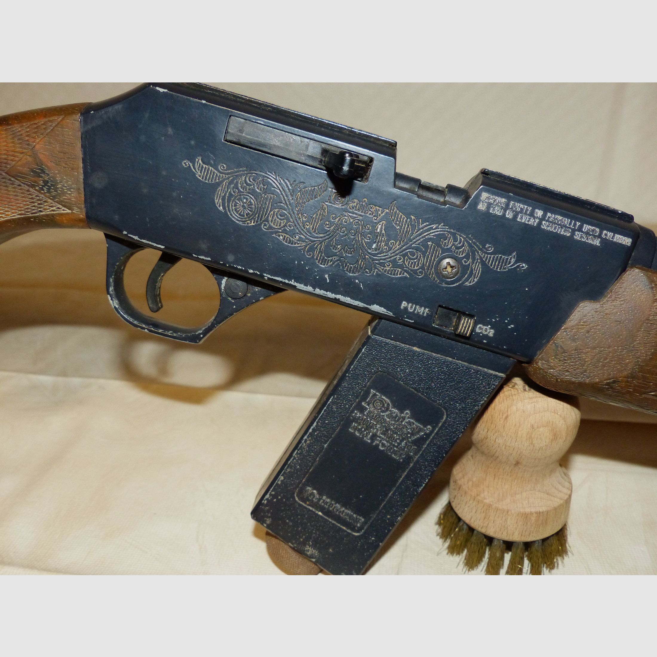 Carabina de aire comprimido Co2 de palanca inferior Daisy Power Line Mod. 990 Cal. 4,5 mm Diabolo y BB Dual Power USA vintage