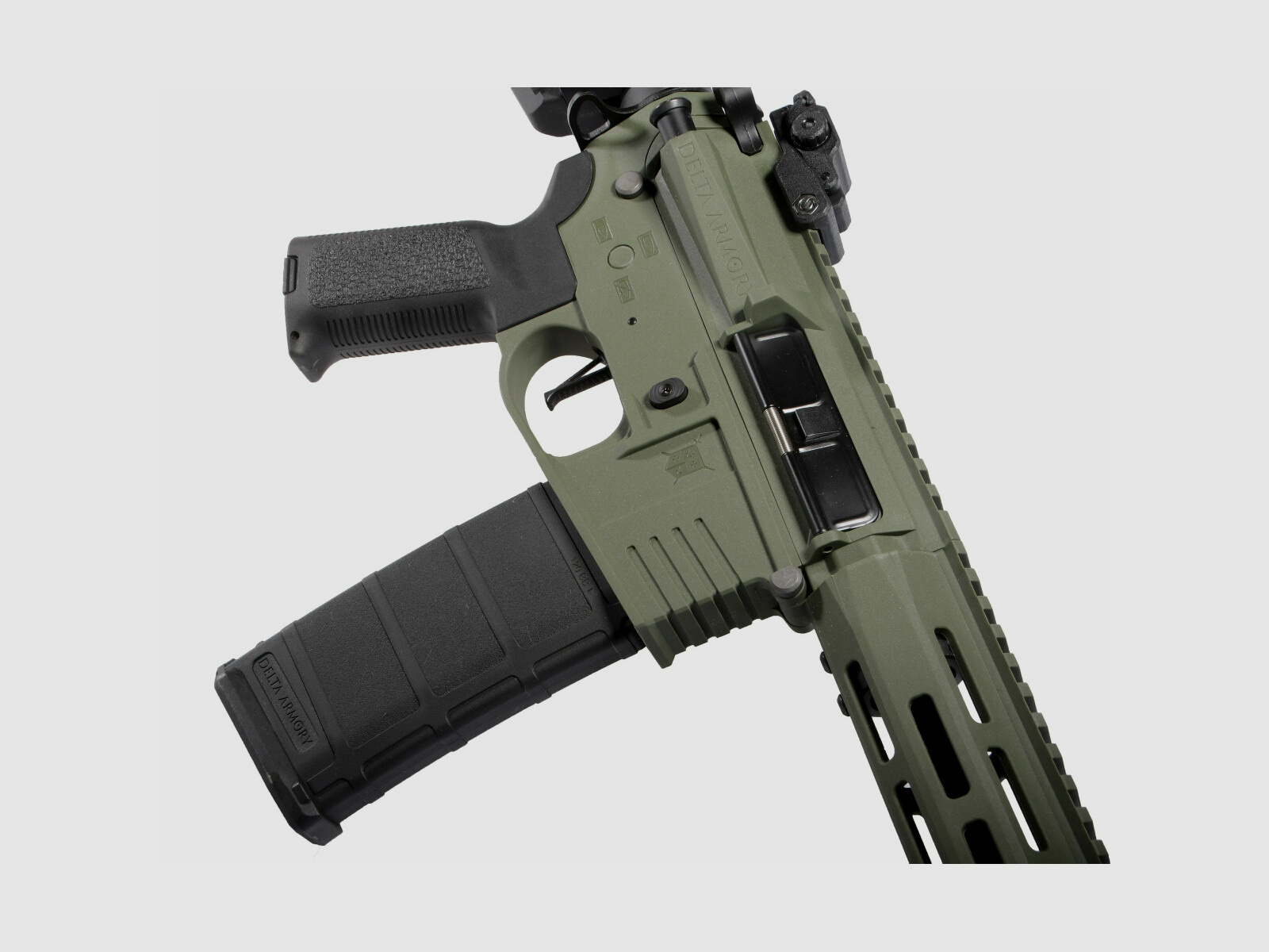 M4 AR15 M-LOK SilentOps 8 pulgadas CHARLIE Oliva S-AEG Rifle Airsoft Libre a partir de 18 años | Delta Armory