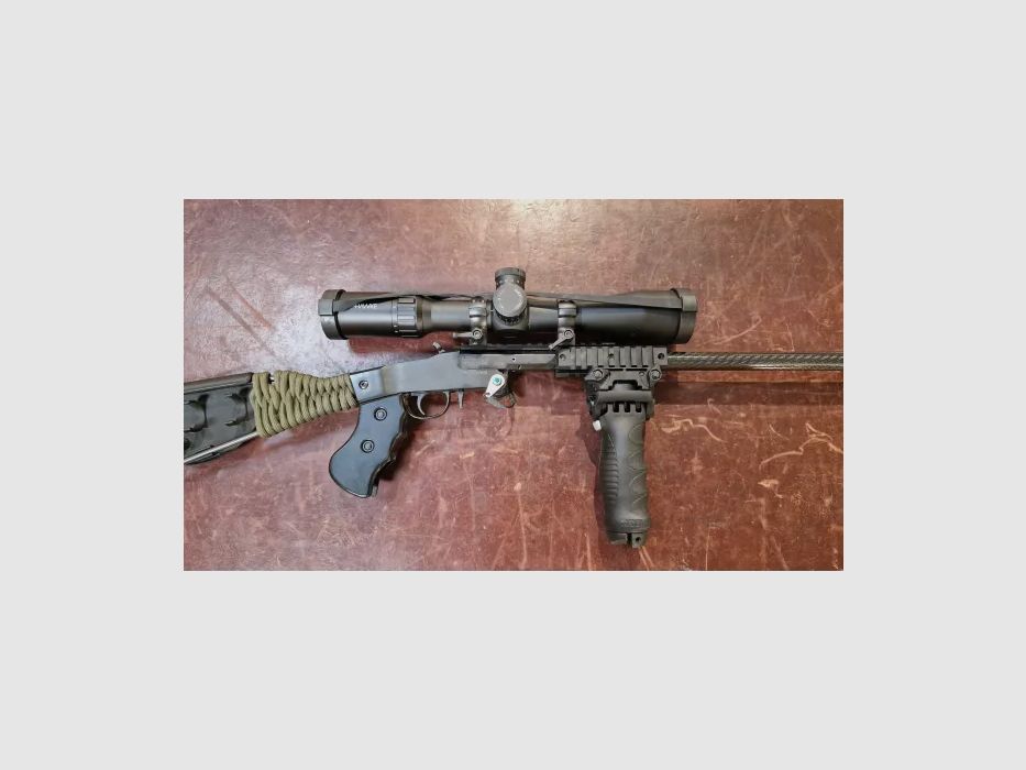 Używany - Karabinek kipplauf LITTLE BADGER .17 HMR CHIAPPA, zdjęcie 4 z 9