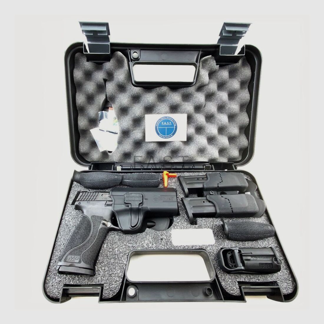 Smith & Wesson S&W Mod. M&P 9 M2.0 "Carry & Range Kit, image 4 of 8
