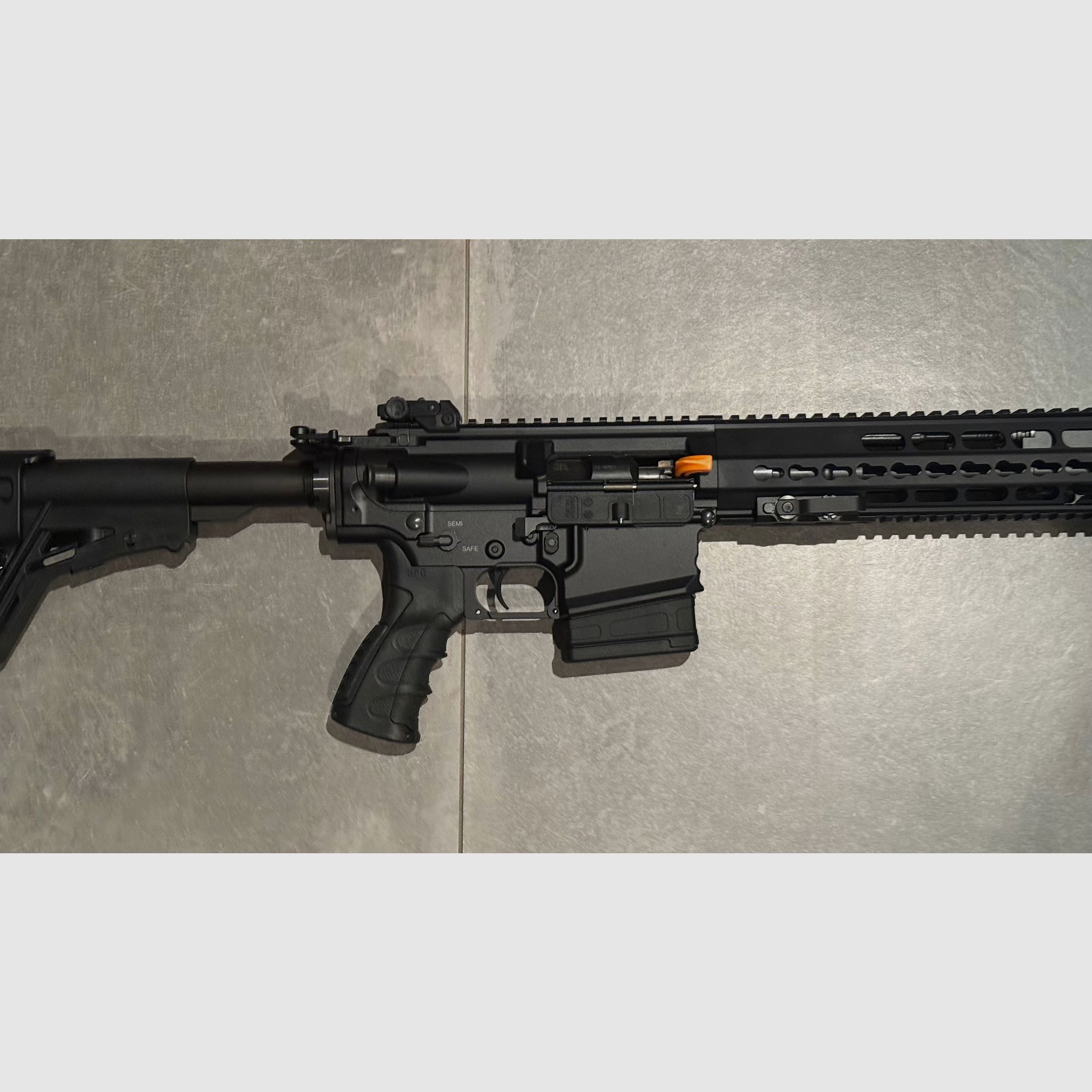 HAENEL CR308 schwarz 16,65" Lauf Direktabzug, max. 20 Schuß Gesamtleistung incl. B&T Schalldämpfer