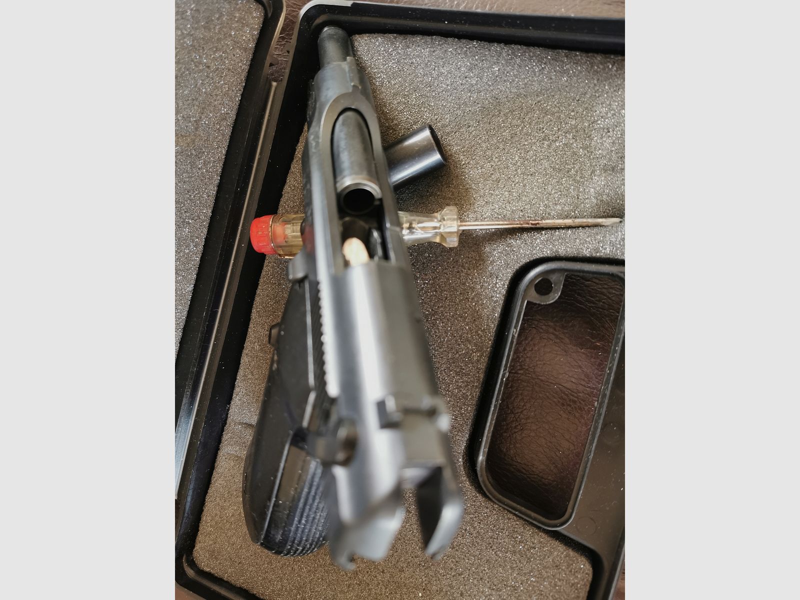 Weihrauch HW 94 completamente nero, usato con segni di usura, libero per Capodanno a partire da 18 anni.