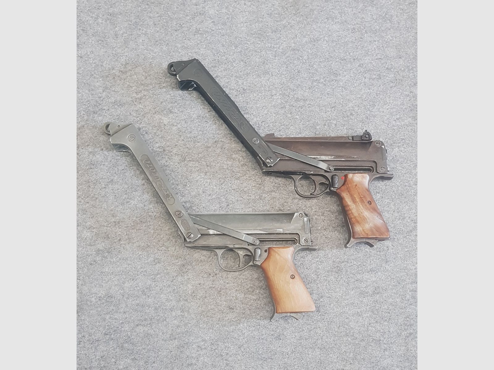 Sammler aufgepasst hier gleich 2 Sammelstücke alter FB Record Jumbo Mauser Hamlet Eichenlaub Luftpistole  im Kaliber 4,5mm Diabolo Druckluft 