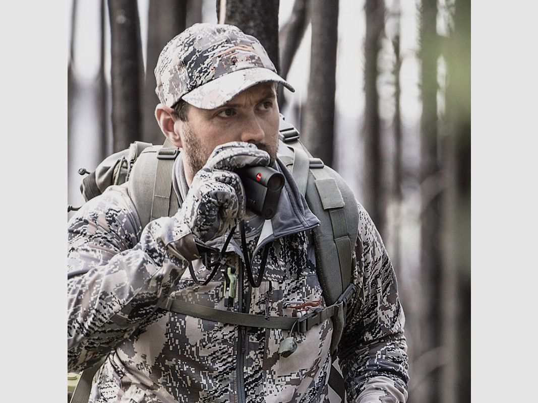 LEICA Rangemaster CRF 2400-R