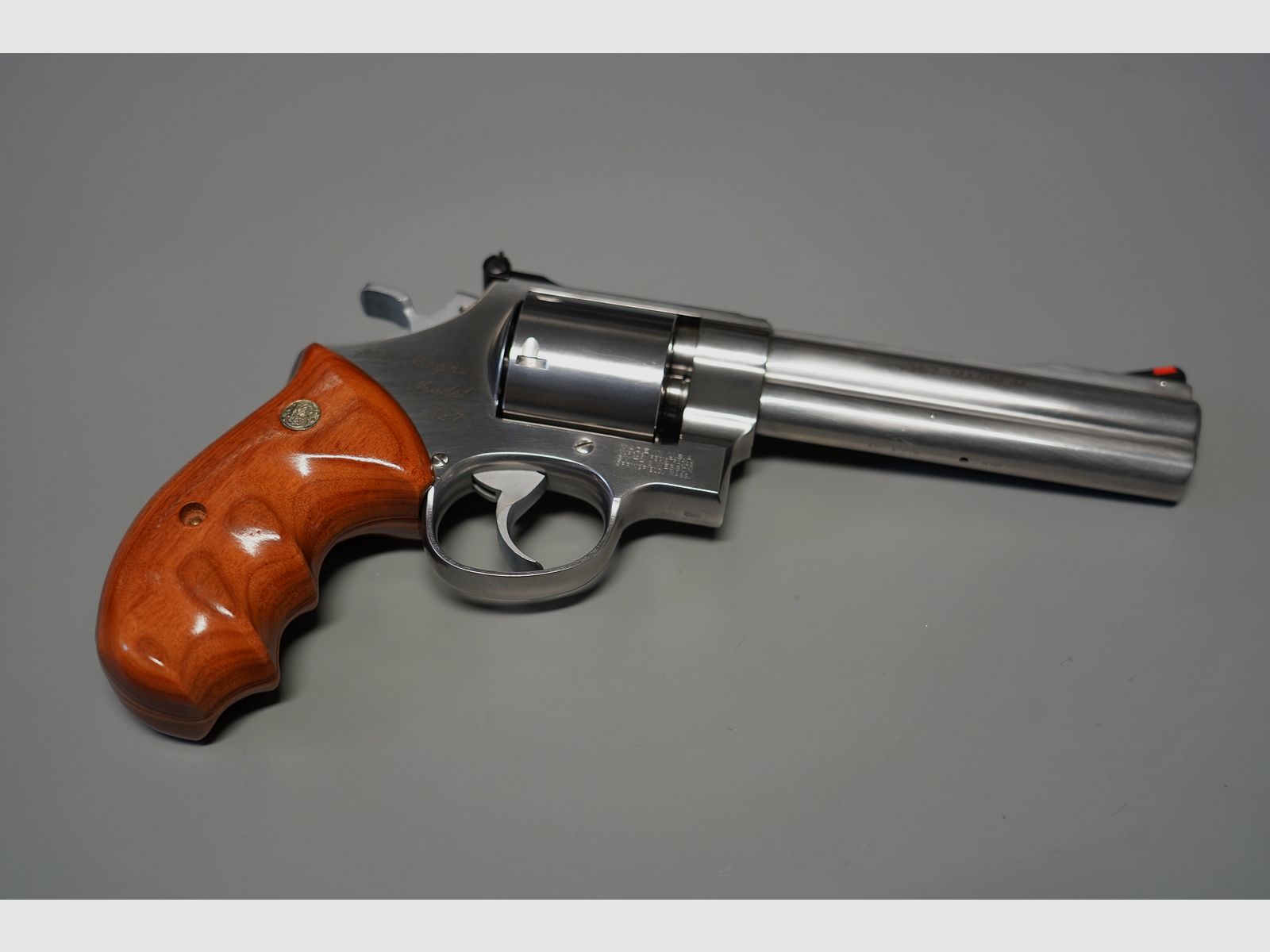 Smith & Wesson Model 627-0, kal. 357 Mag., w doskonałym stanie,