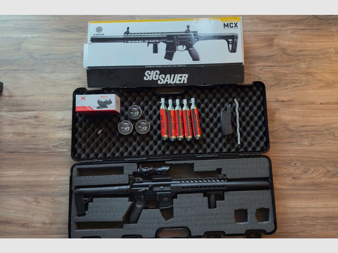 Co2 Sig Sauer MCX mit Zubehör.