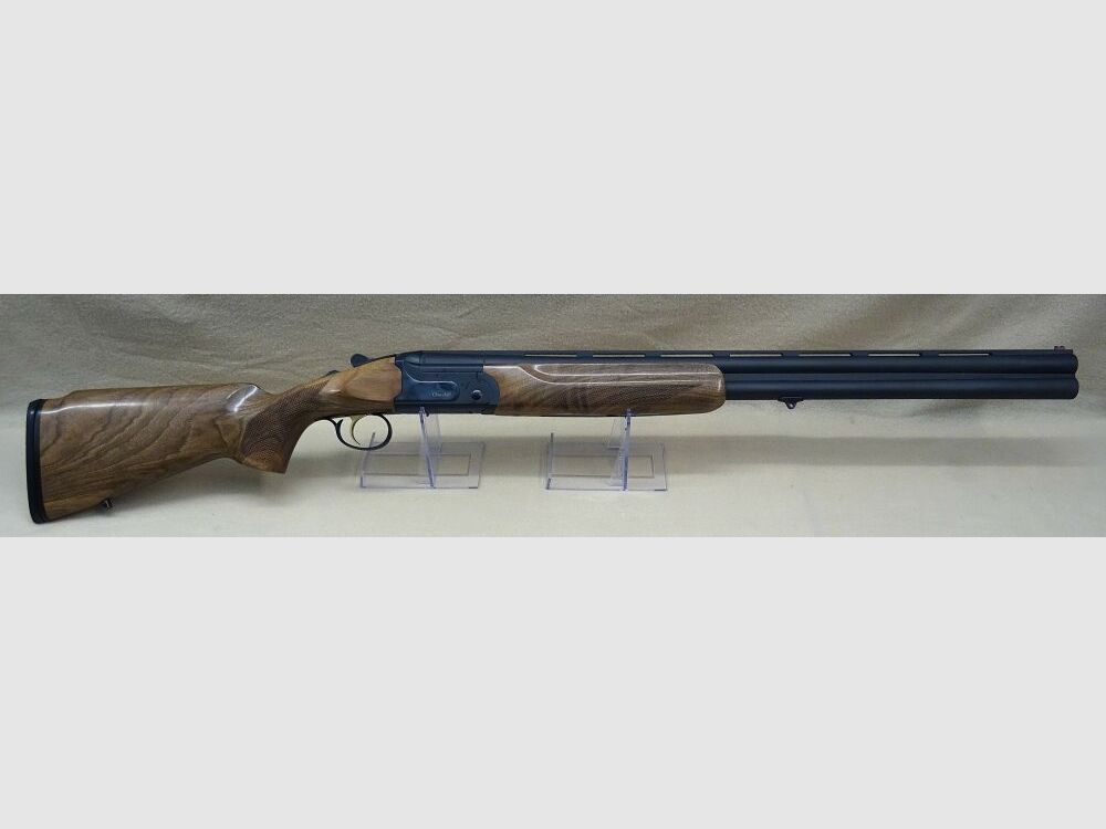 Akkar Silah Churchill 206 E Hunting Black II Lady sinistra