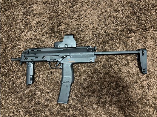 Umarex Heckler & Koch MP7 A1 GBB Airsoft incl. Red Dot & 3 Magazines – Topstaat