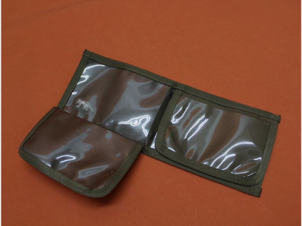 Tasmanian Tiger TT Passport Holder 343 khaki, Auslaufartikel