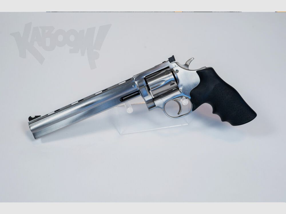 Dan Wesson 715 (Versión de acero inoxidable)