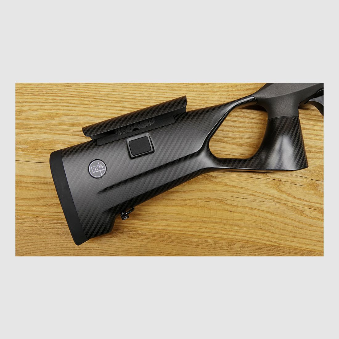 Blaser R8 with FBT carbon stock / .308 Win. / 47cm barrel length / M15x1 / FBT INCA 44Ti silencer / TOP
