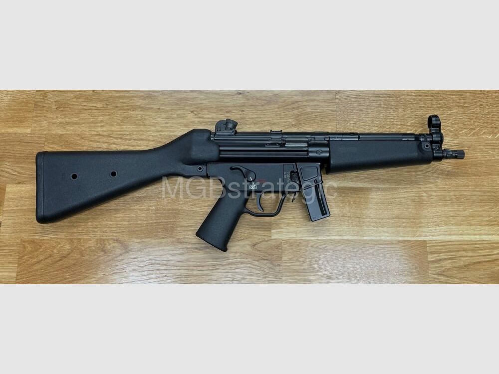 Heckler & Koch SP5 con culata fija - rifle semiautomático 9mm Luger versión civil del Heckler & Koch MP5 - H&K SP 5 HK SP5 - opcionalmente con silenciador Acheron AG SMG E1