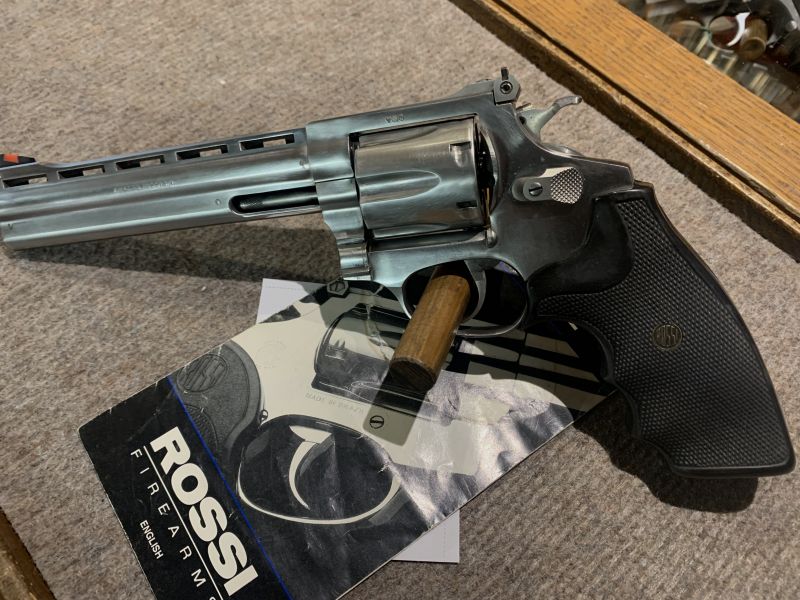 Sportrevolver Rossi Kal .357 Mag Stainless 6"