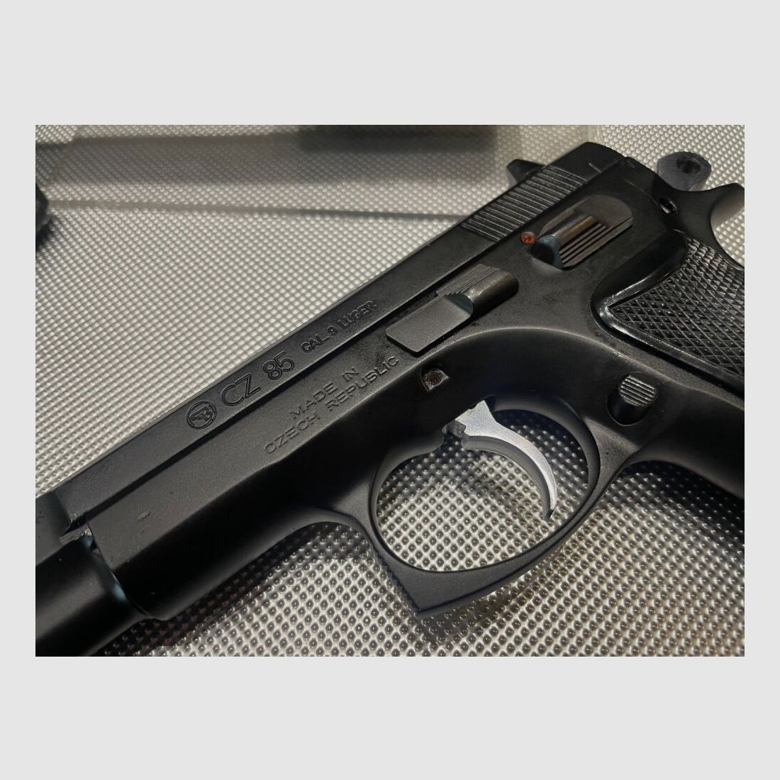 CZ 85