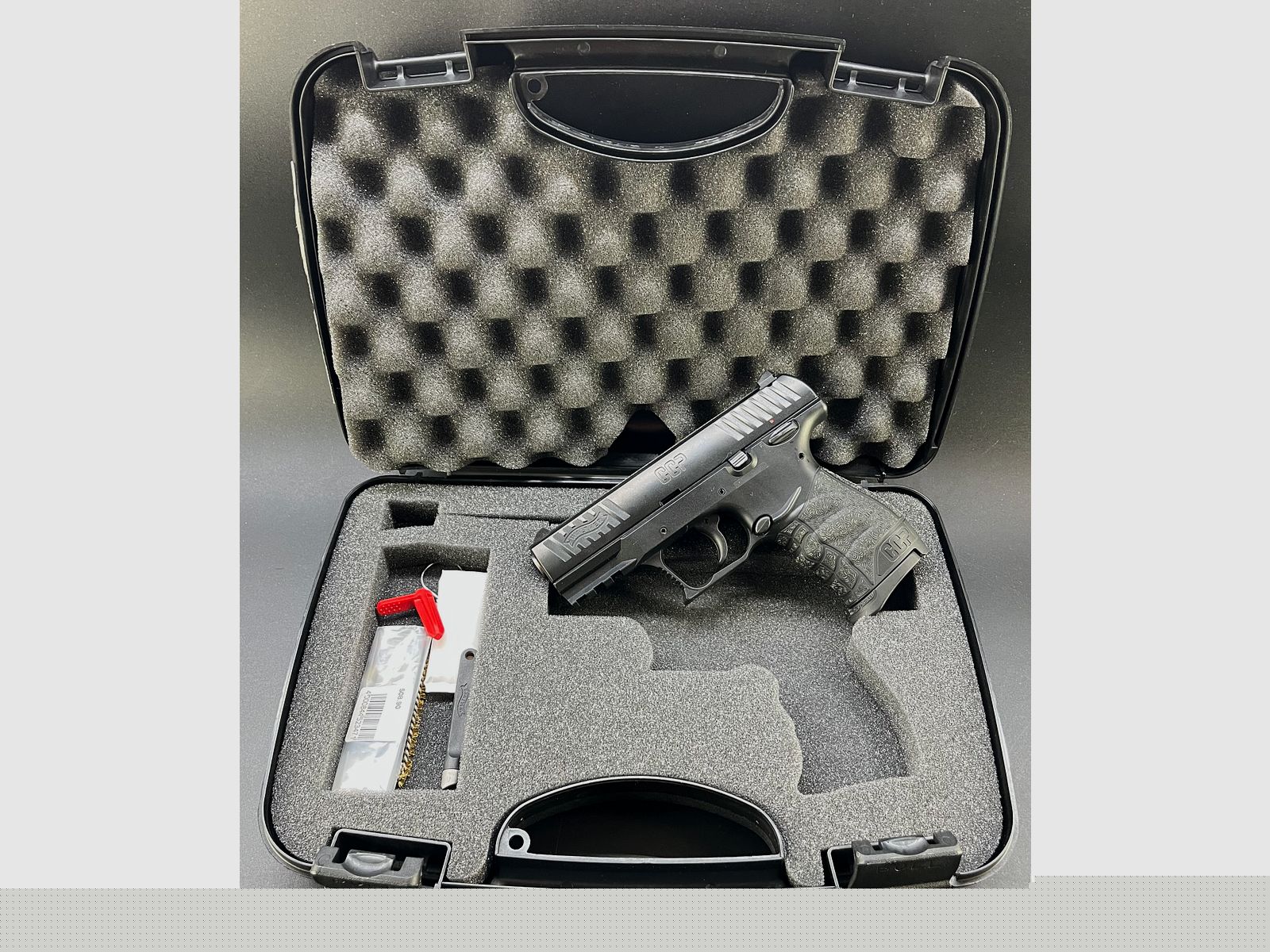Vorführwaffe Carl Walther CCP 9x19 BLACK, 3,54"LL; 8-RD Magazin
