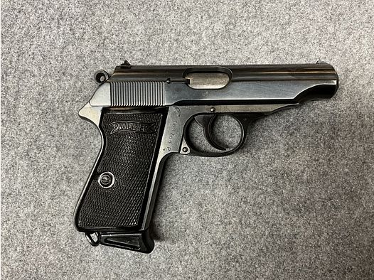 Walther PP uit oorlogproductie met goedkeuringsstempel Rijksadelaar 7,65mmBrowning