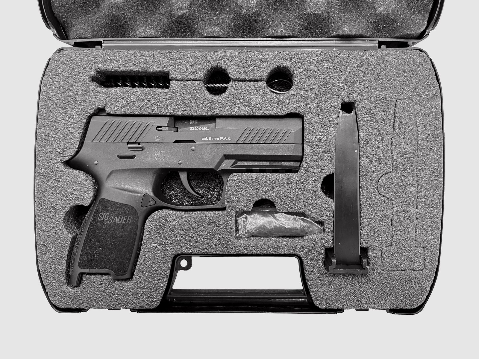 Sig Sauer P320 blank firing pistol 9mm P.A.K. black - as new