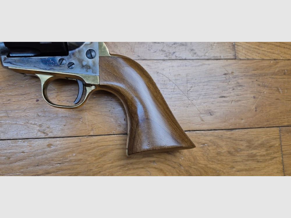 SAA 1873 de Ubert en 44-40 / 44 WCF – "Mod American Carbine" – Estado estético bueno (sin oxidación) Estado mecánico impecable – Pero mirilla "modificada" – Vendido por piezas aunque utilizable en el estado actual!, imagen 3 de 19