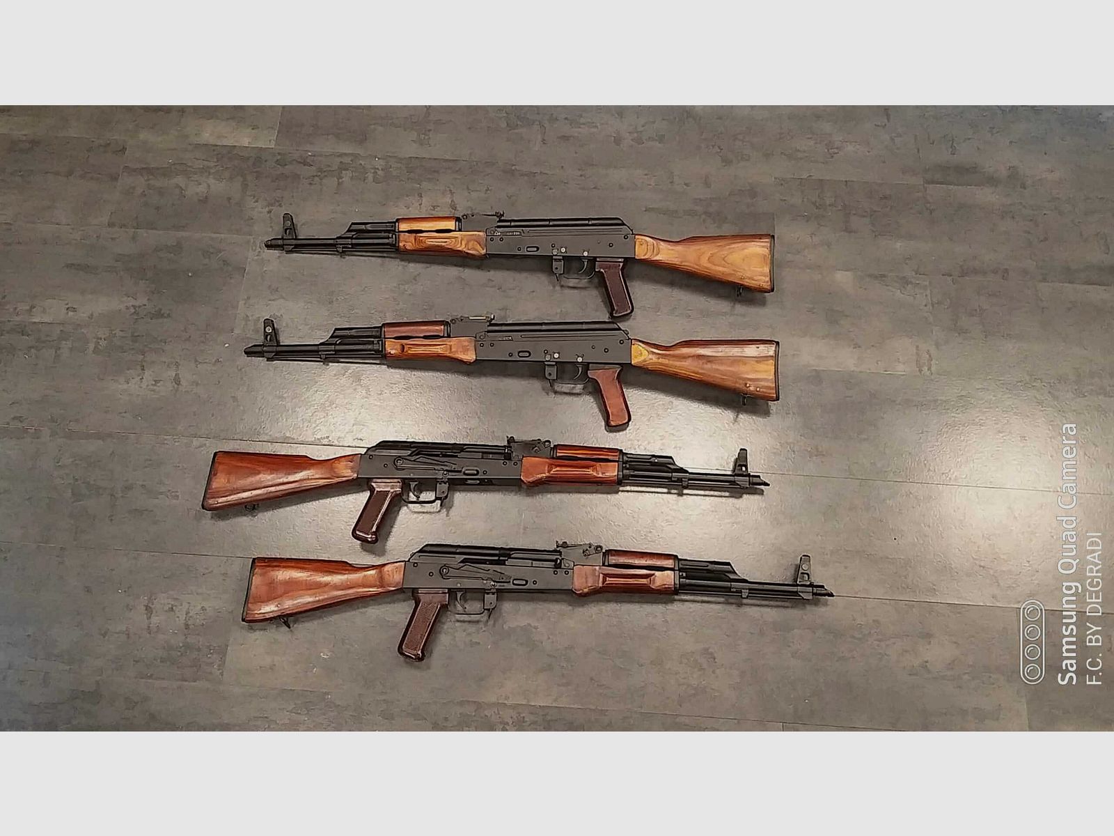 ARSENALI RUSSI AKM, Bild 1 von 4