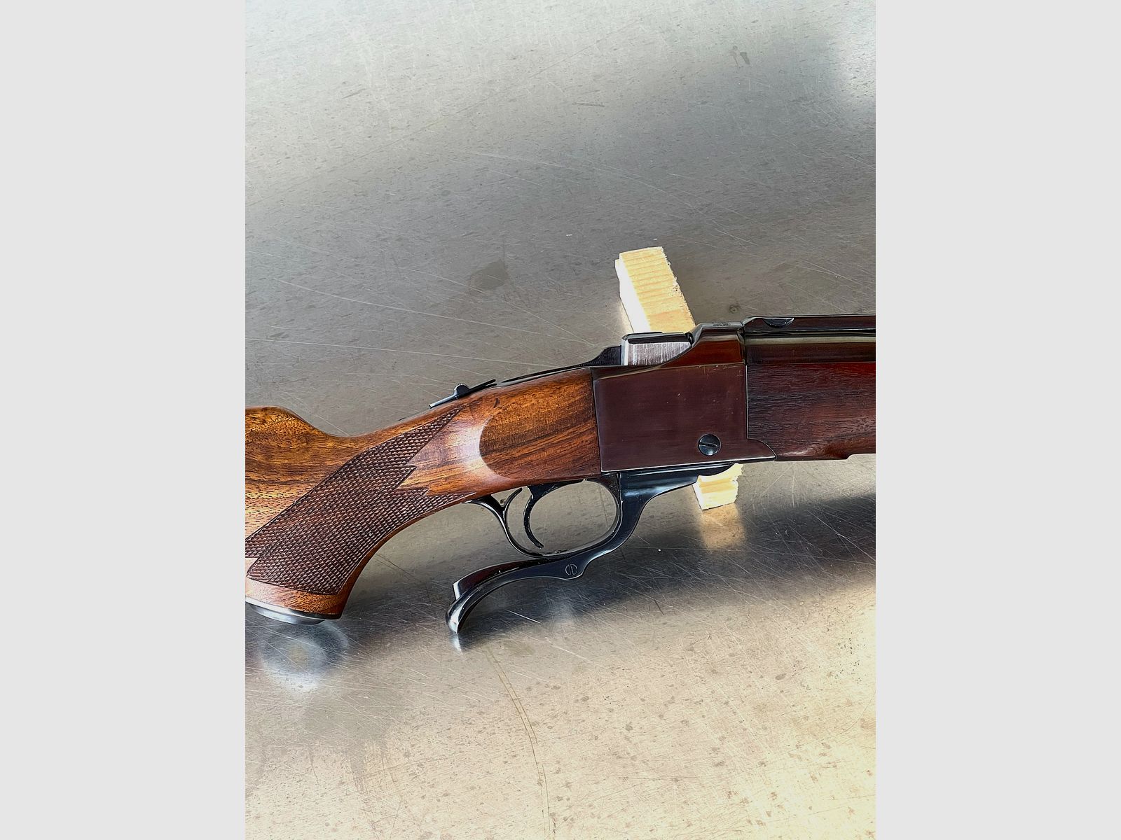 Ruger No.1 .243 Win. Rifle de caída