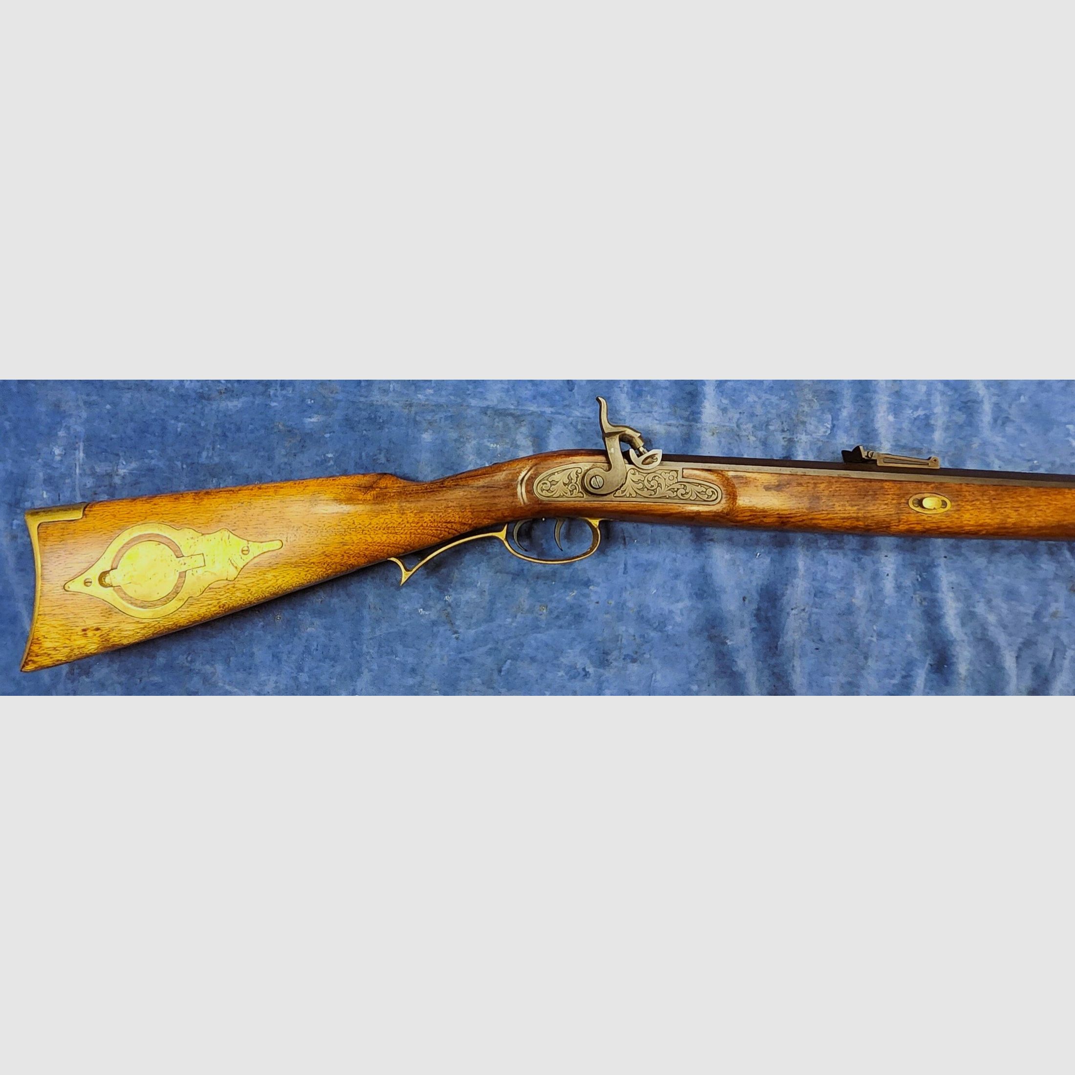 Investarms muzzleloading rifle .45 (deactivated), image 1 of 16