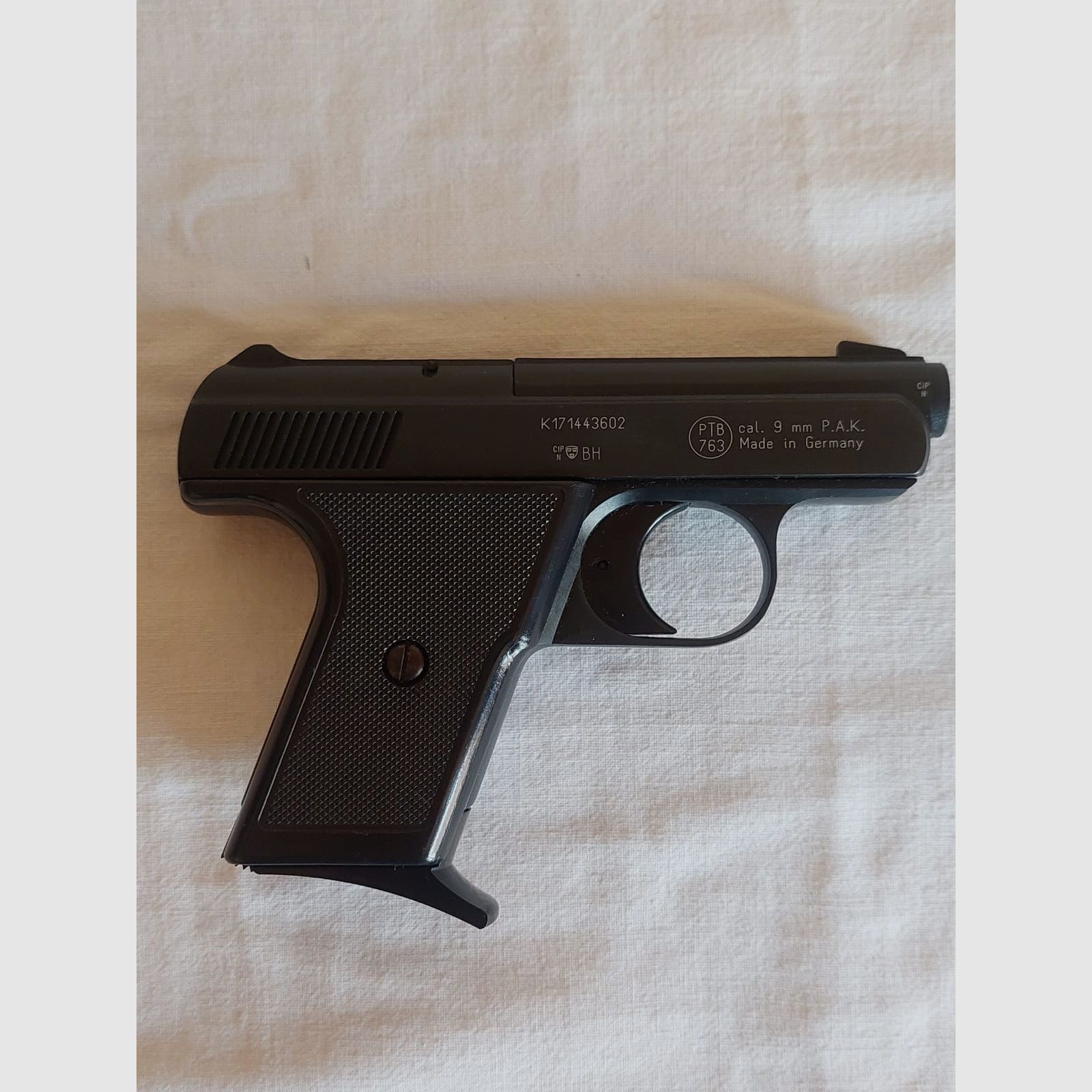 Reck Mod. Goliath mit Zubehör + 2 Ersatzmagazine 