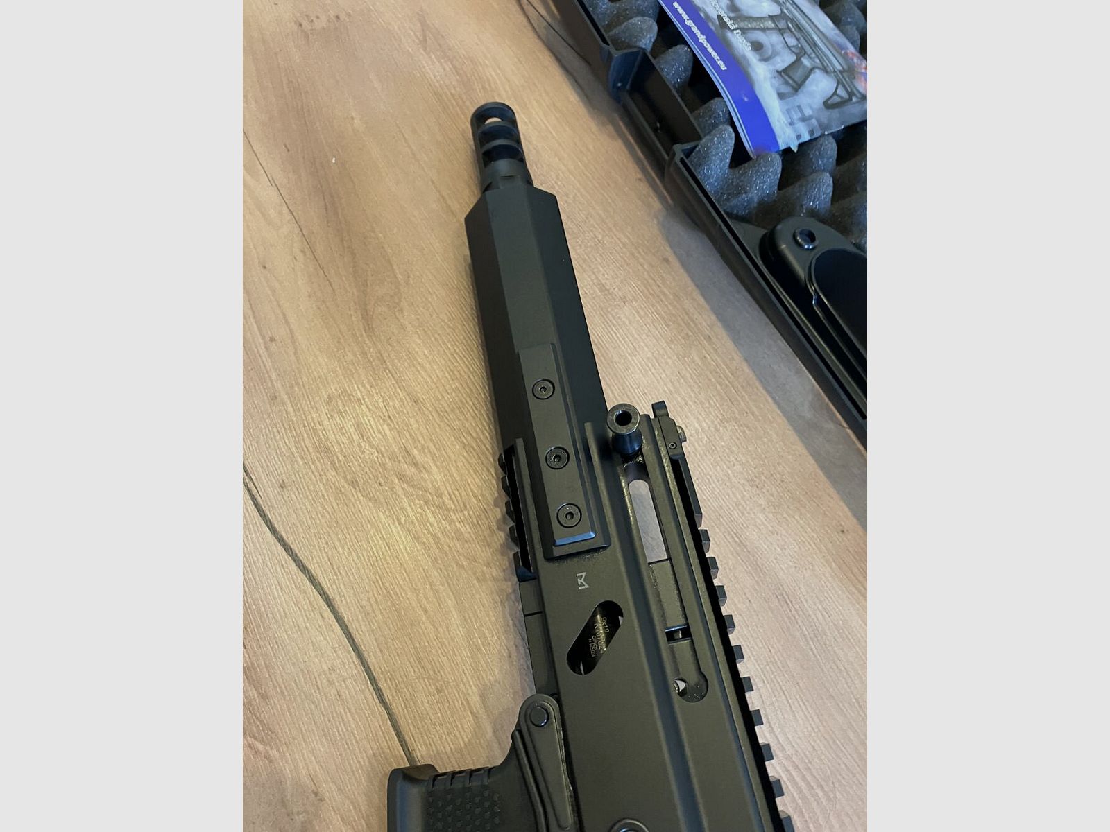 Grand Power Stribog RSR mit höhen- und seitenverstellbaren AR15 Schaft 9mmLuger