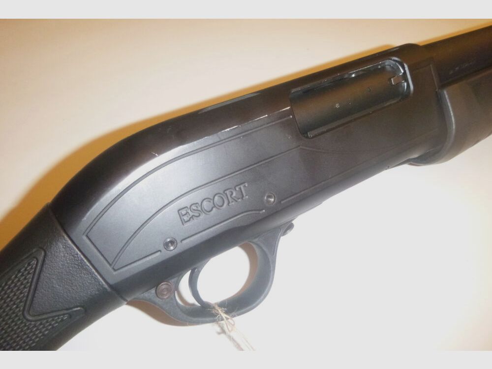 Hatsan Escort, Bild 2 von 4