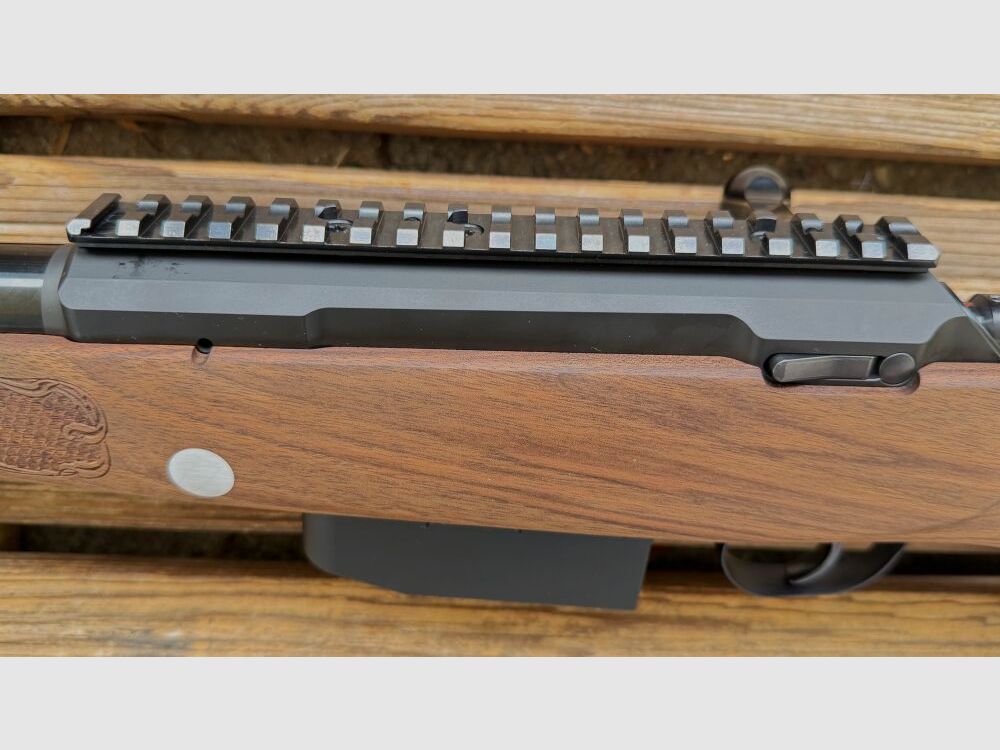 Voere Kufstein LBW Hunter Professional mit SD Rückstecher .22-250Rem