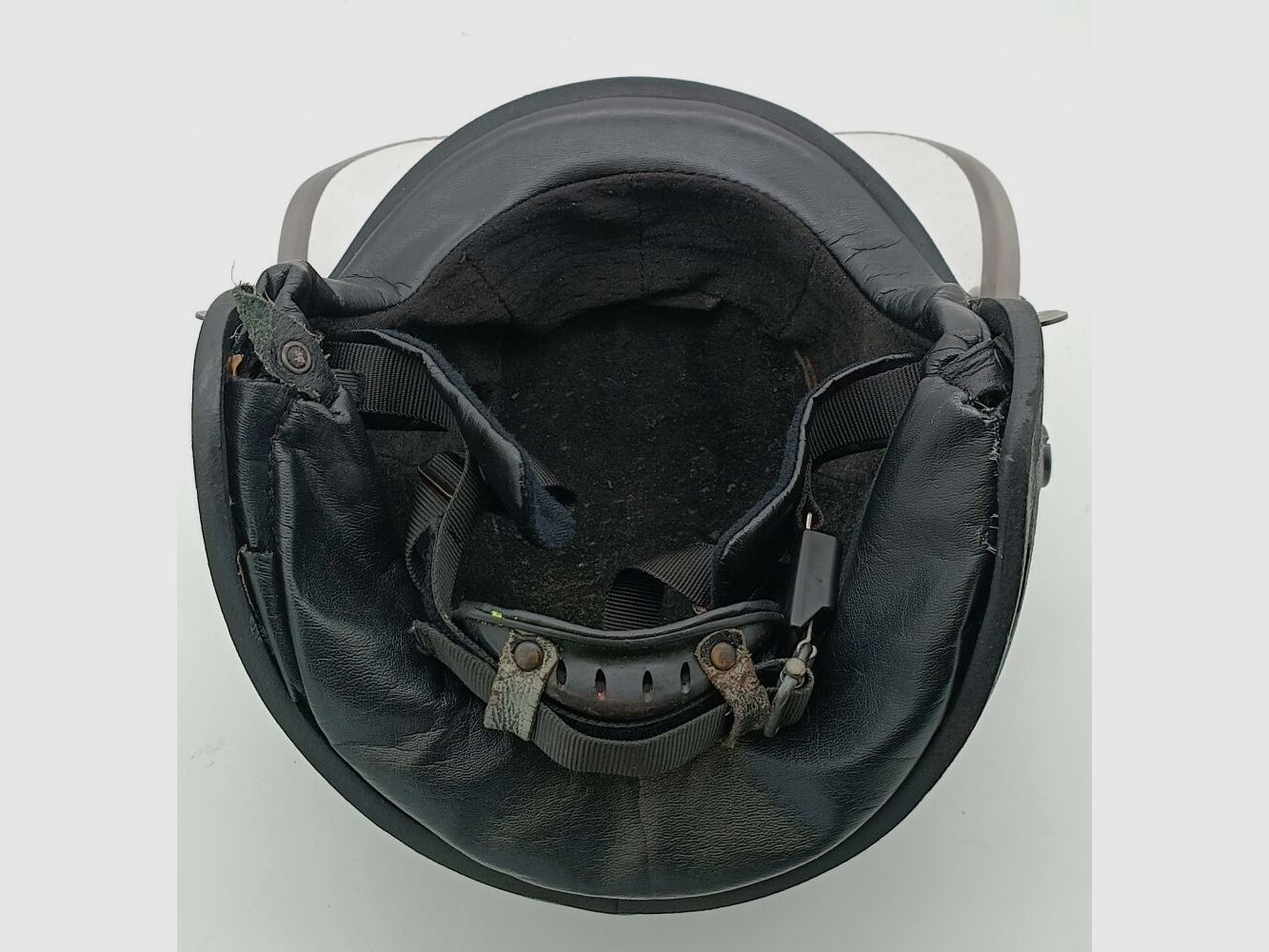 Schuberth P100 Polizeihelm aus Kevlar mit ballistischem Visier