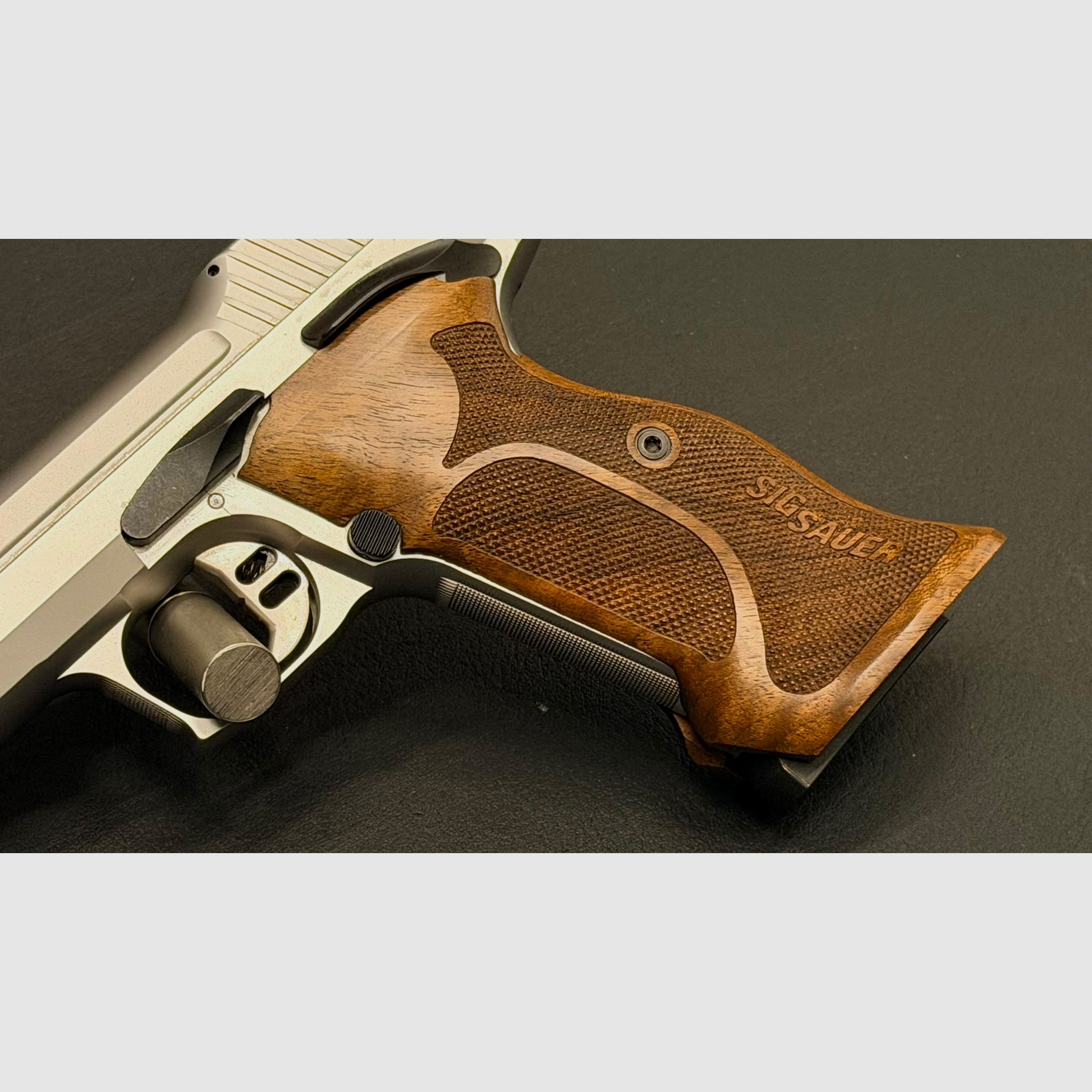 SIG SAUER P210 Skeleton Silver 6" | GSG Mastershop | 9mm Luger | Limitato | pistola semiautomatica, immagine 8 di 11