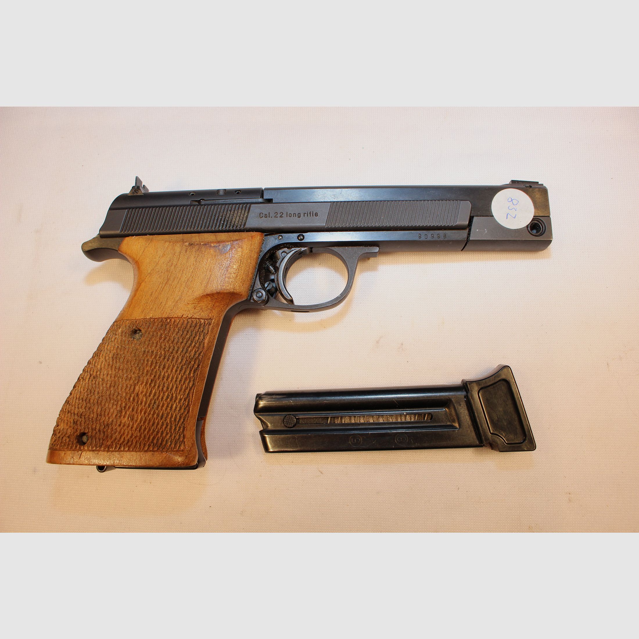 Hämmerli Model 212 Jägerschaftspistool.