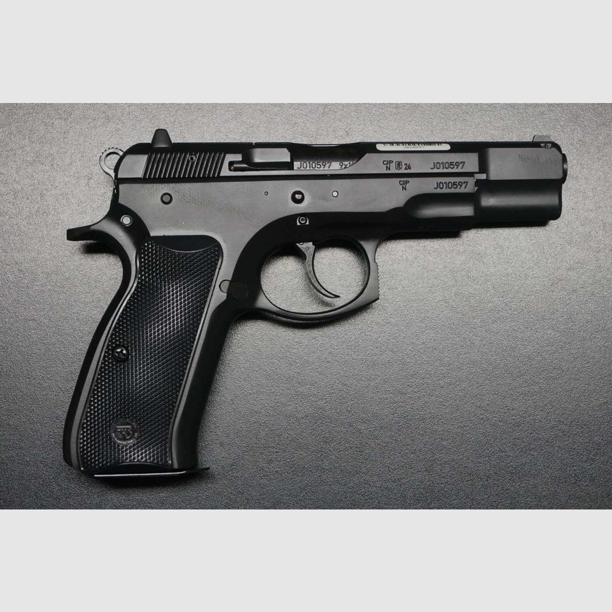 CZ 75 B, image 1 of 6