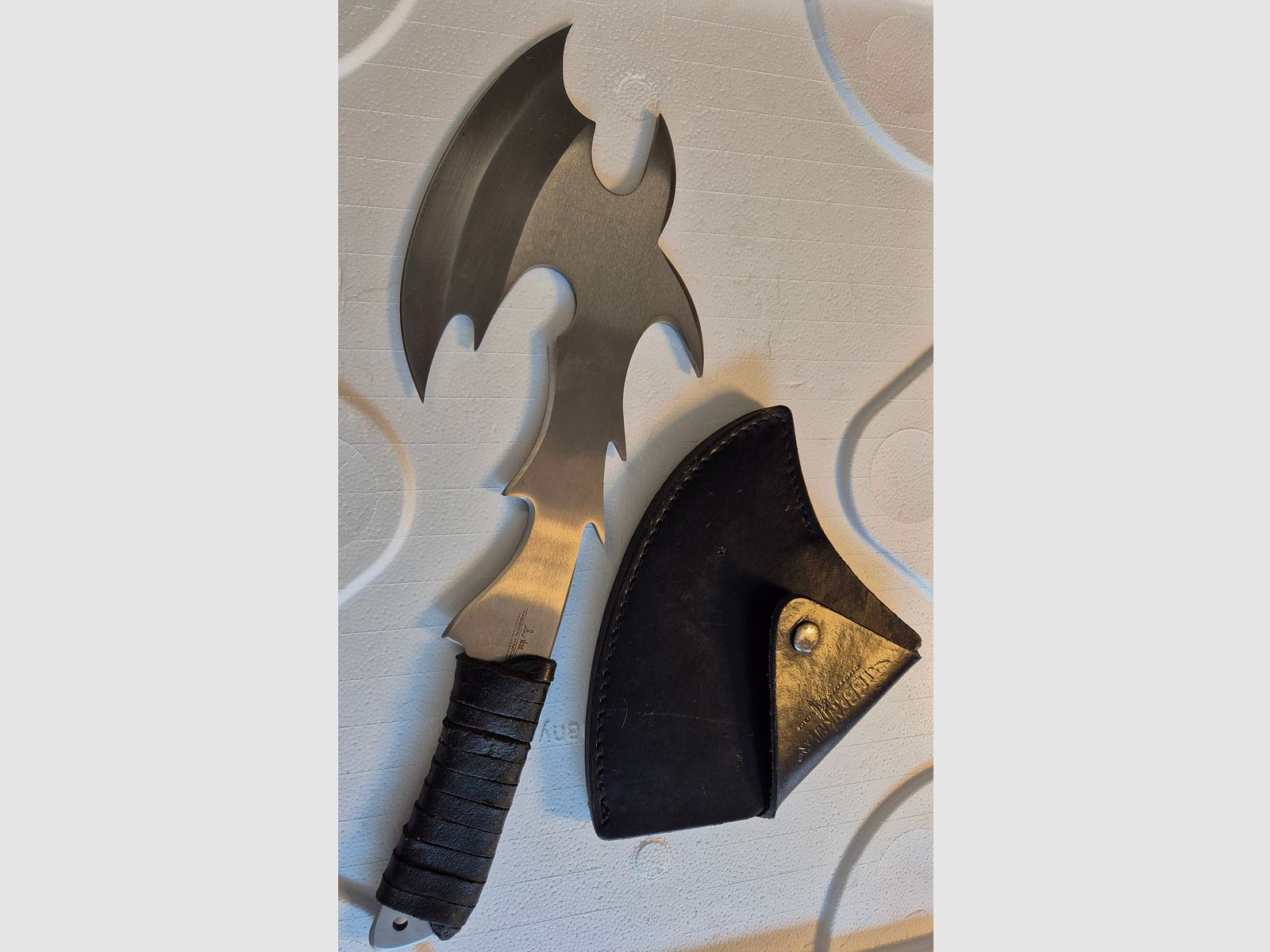 Gil Hibben  warrior throwing axe w/sheath#5004 Custom Design